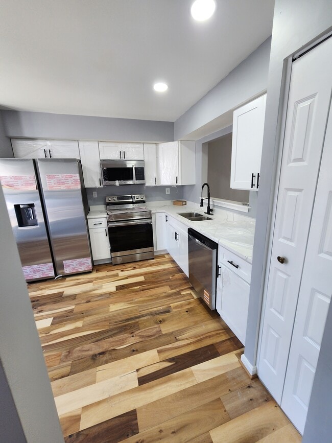 Photo - 14826 London Ln