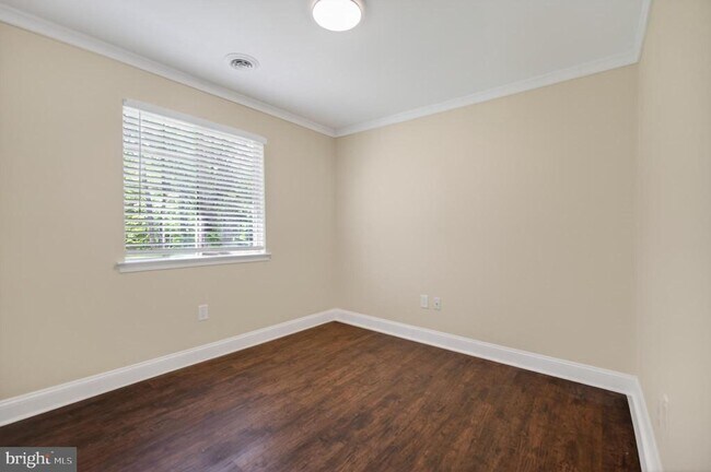 Photo - 31 Brookside Ct