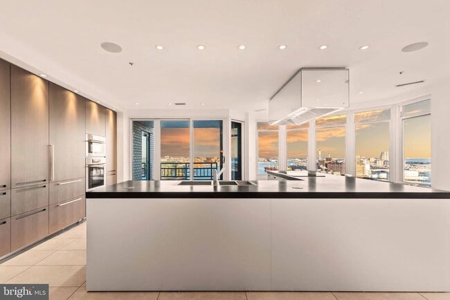 Photo - 100 Harborview Dr Unidad 1901-A