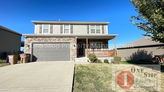 Building Photo - Gorgeous 4 bedroom, 2.5 bath home in Raymore!