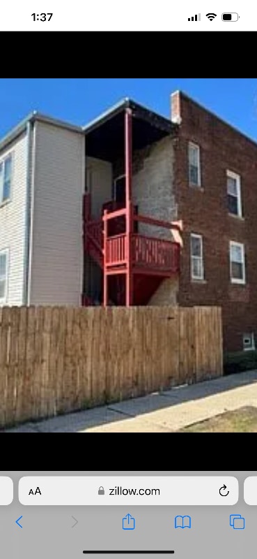 Photo - 1657 N Linder Ave Casa