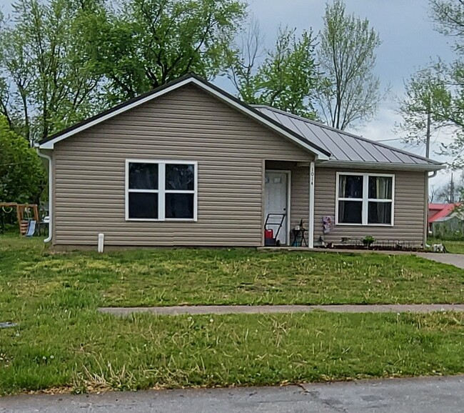 Photo - 1014 Carrico St House