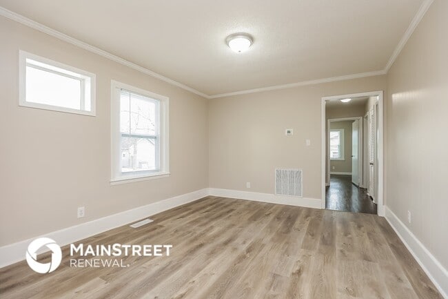 Photo - 143 Hale Ave