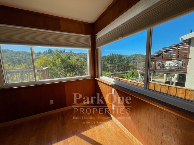 Photo - Spacious Home In Lafayette Hills