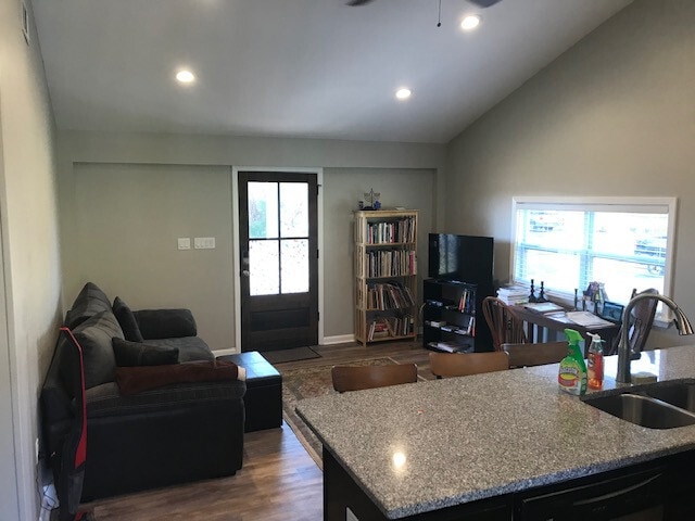 Photo - Walk to the Square or Campus! Location! Location! Location!