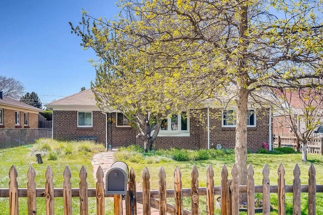2933 Ivanhoe St Unit SI ID1357994P