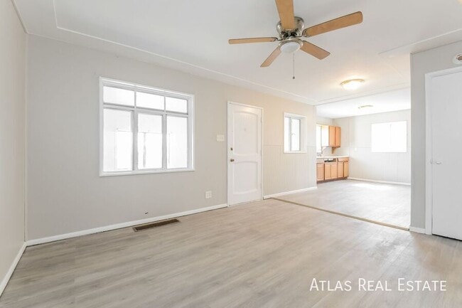 Photo - 1065 S Perry St