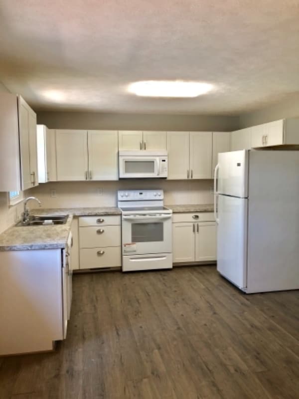 Photo - 7986 Indian Rd