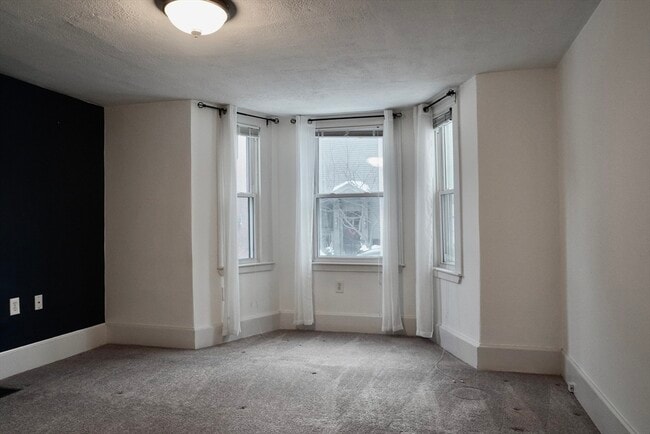 Photo - 27 Turner St Unit 1