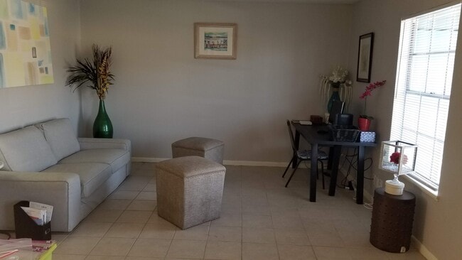 Photo - Southern Comfort Apartments