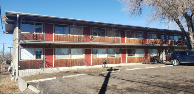 838 Avenue B - 838 Avenue B Apartments