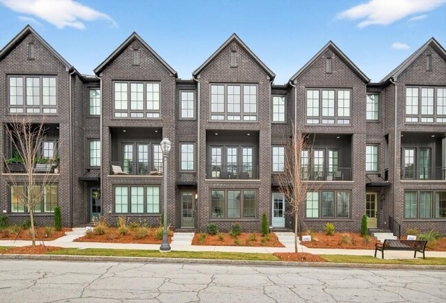 Photo - 2641 Mackintosh Ct