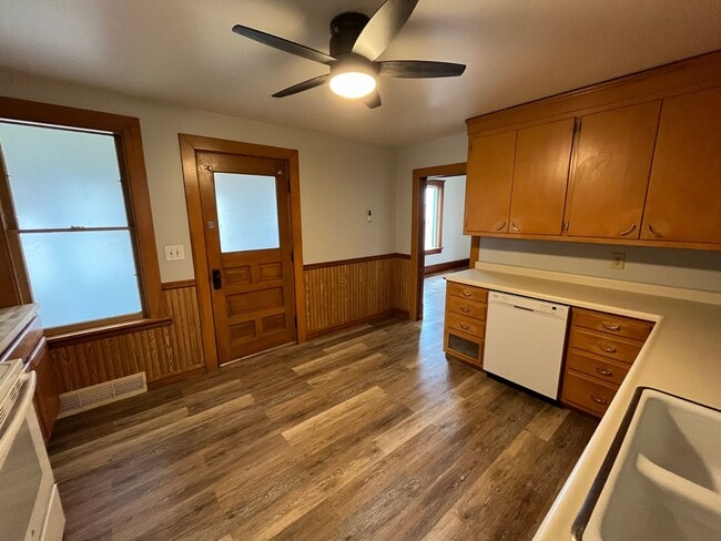 Photo - 902 S 4th Ave Unidad Lower