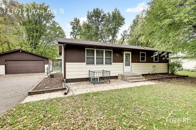 Photo - 11617 Utah Ave N