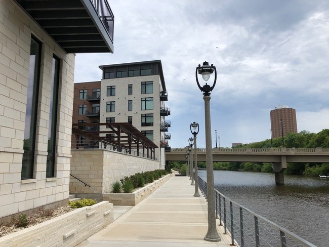 Walker's Landing Apartments