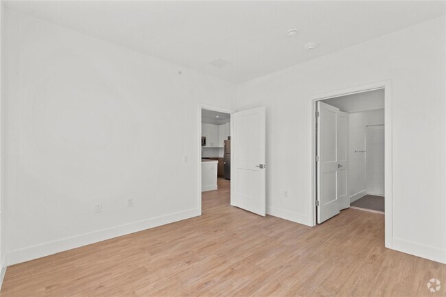Building Photo - 1 N Main St Unit 405 Rental