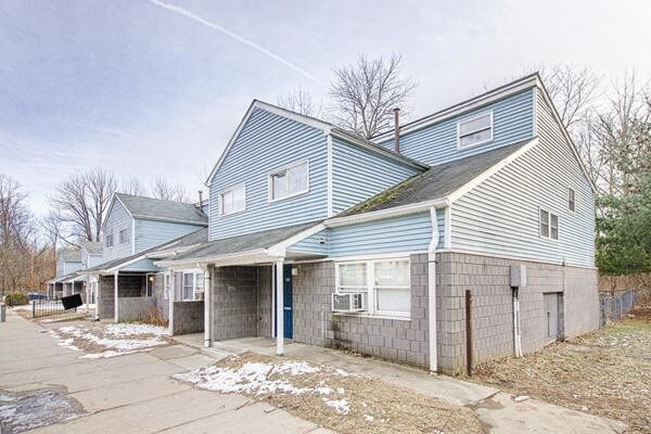 Valley Townhomes - Valley Townhomes