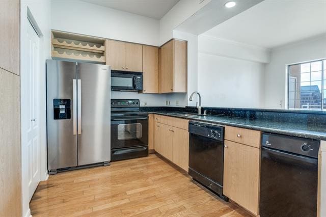 Photo - 3225 Turtle Creek Blvd Blvd Unidad 1212