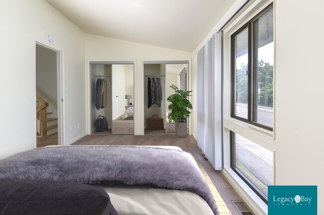 Legacy Bay Townhomes