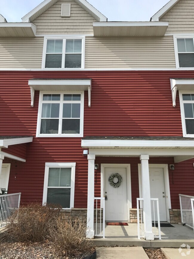 Building Photo - 3114 Thoreau Rd Rental