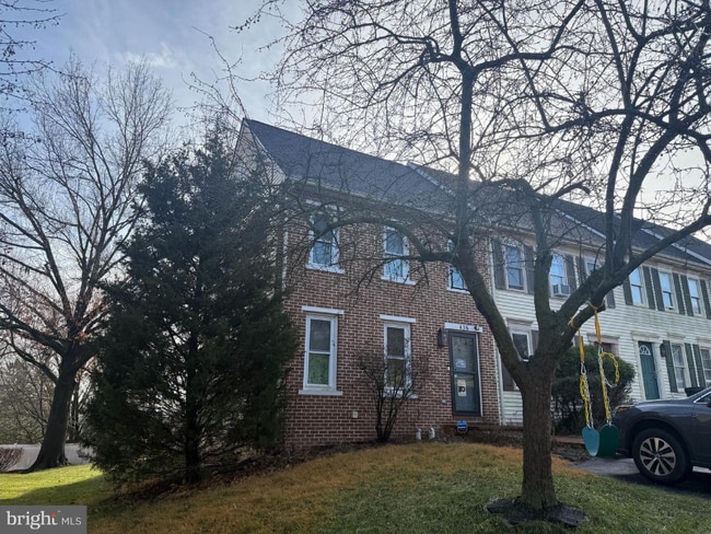 Photo - 436 Hillside Ave