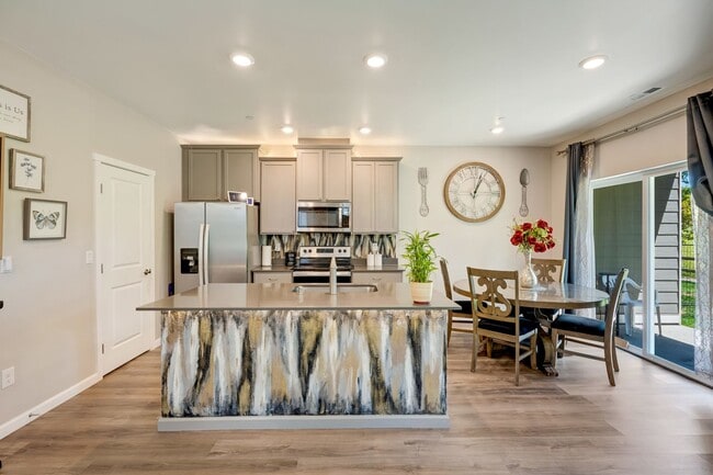 Photo - Newly Built Townhome 4bd 2.5ba