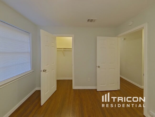 Photo - 126 Tharp St