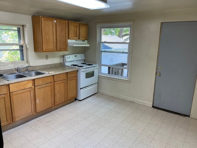 Photo - 730 Prospect Ave