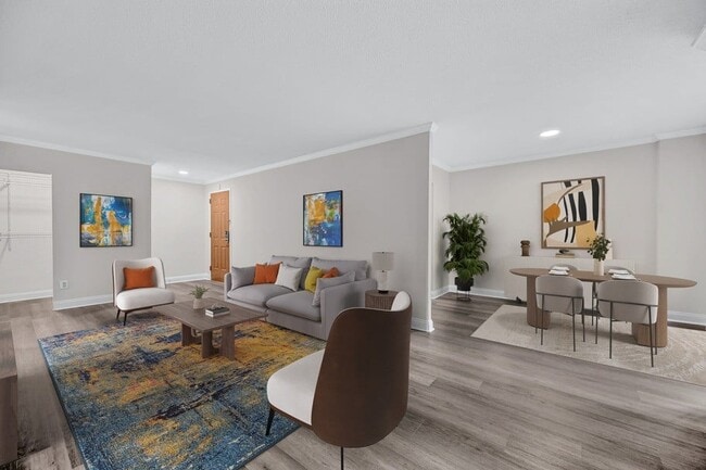 Photo - Middlebrooke Apartments