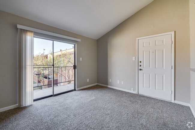 2BR, 2BA - 959SF