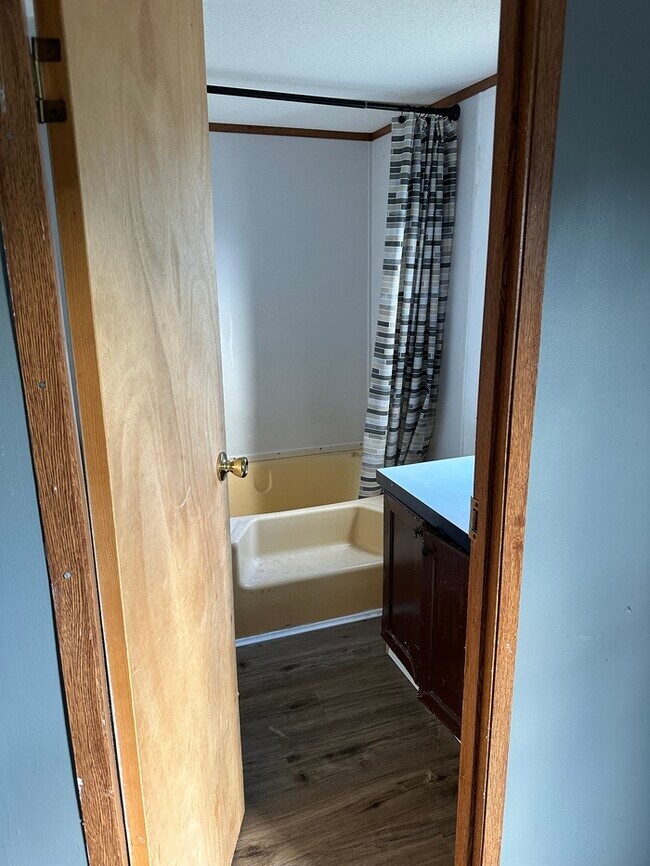 Photo - 3 bed 2 bath Mobile Home