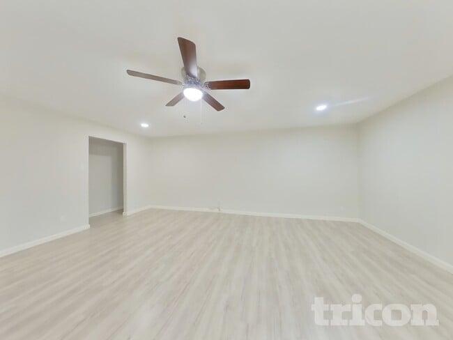 Photo - 1928 Canterbury St