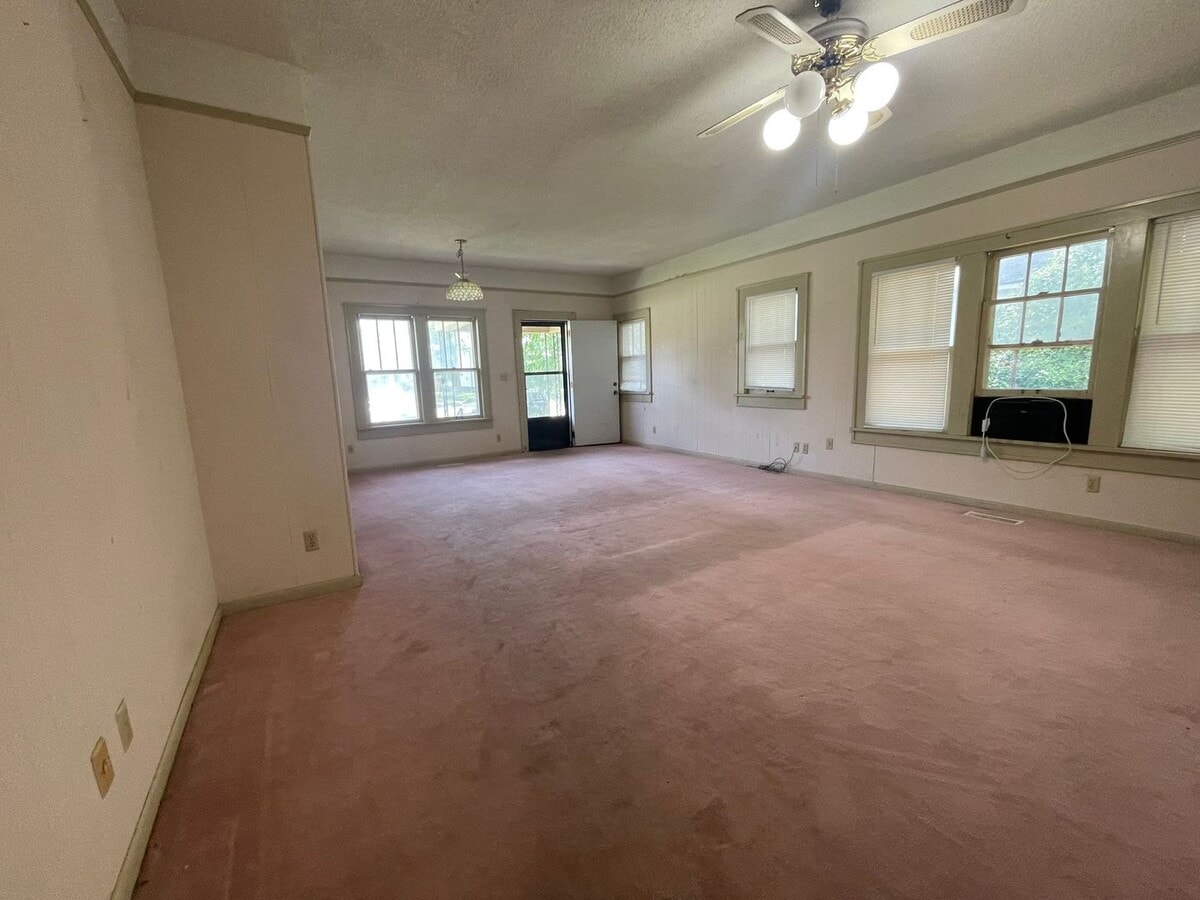 1 Bedroom Duplex - 1 Bedroom Duplex House