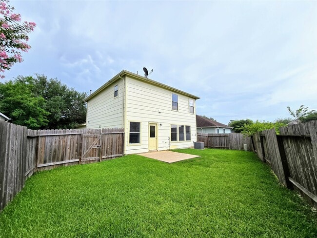 Photo - 22911 Twisting Maple Ct