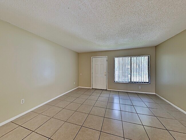 Photo - 220 Cherokee Ct Unidad Apt 113