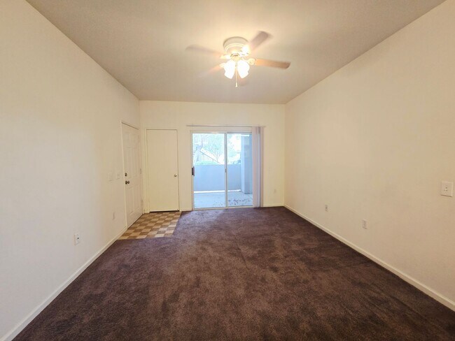 Photo - BEAUTIFUL 2 BEDROOM / 2 BATH LOWER LEVEL C...