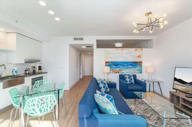 Photo - 460 NE 5th St Unit ID1040098P