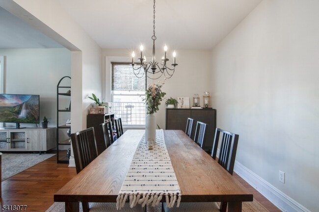 Photo - 660 Bloomfield Ave