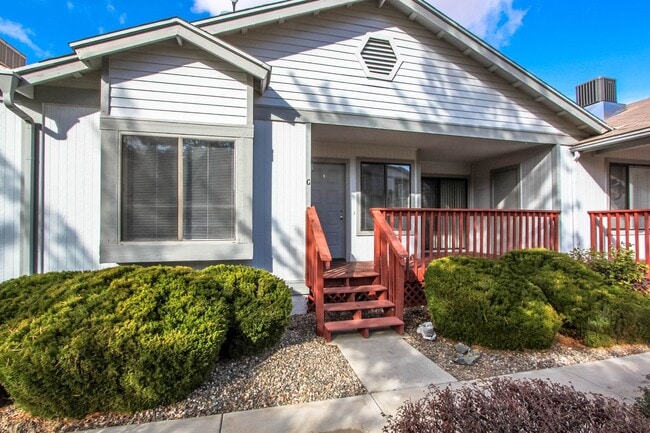 Building Photo - Montana Terrace Condo