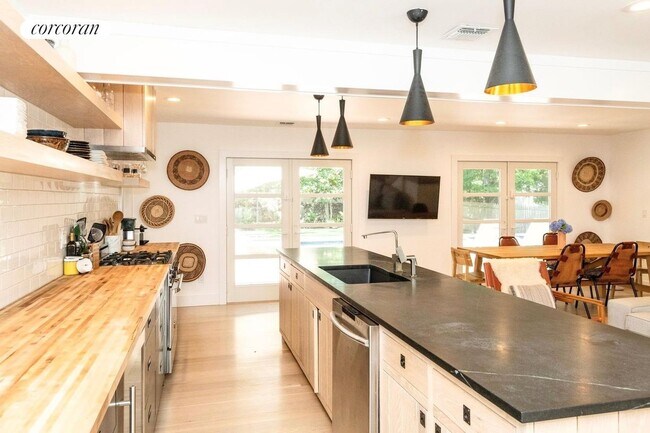 Photo - 62 Turtle Cove Dr