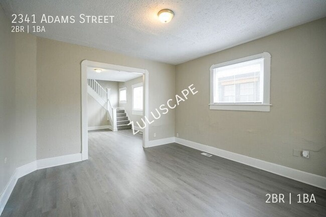Photo - 2341 Adams St