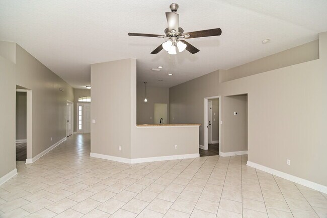 Photo - 87523 Creekside Dr