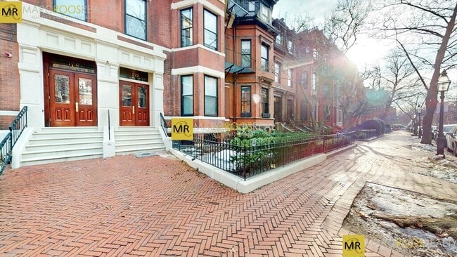 Photo - 172 Marlborough St Condo