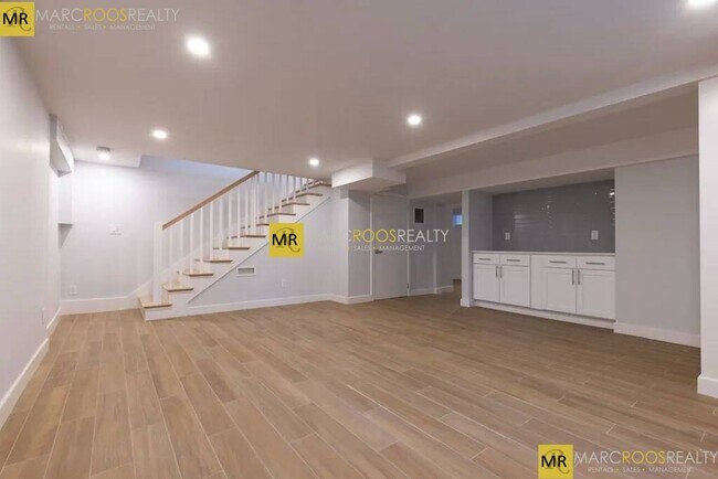 Photo - 12 Belmont St Unit T