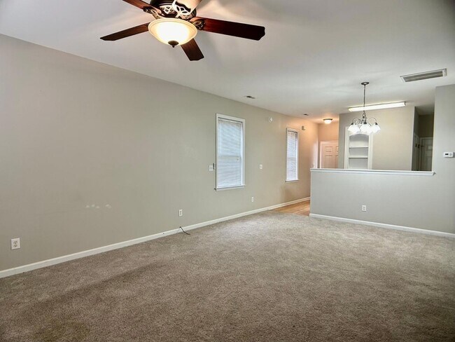 Photo - 157 Woodson Dr