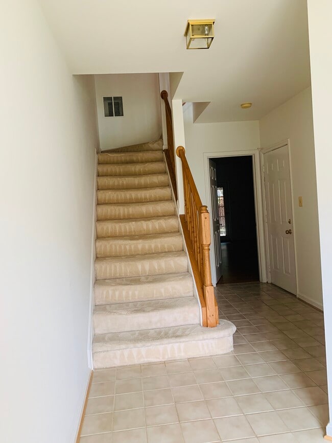 Photo - 907 Hidden Moss Dr