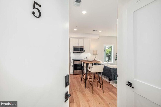 1818 Rhode Island Ave NE Unit 6