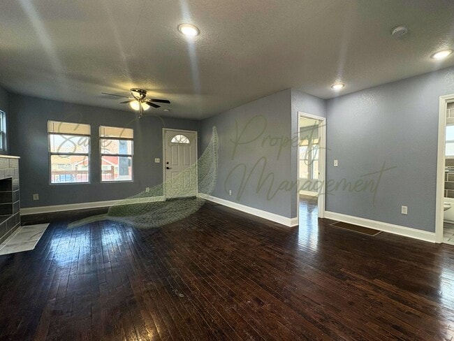 Photo - 7218 Agnes Ave