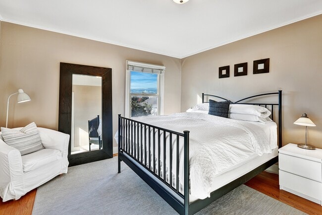 Photo - 311 12th Ave E Unit D