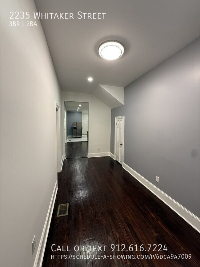 Photo - 2235 Whitaker St